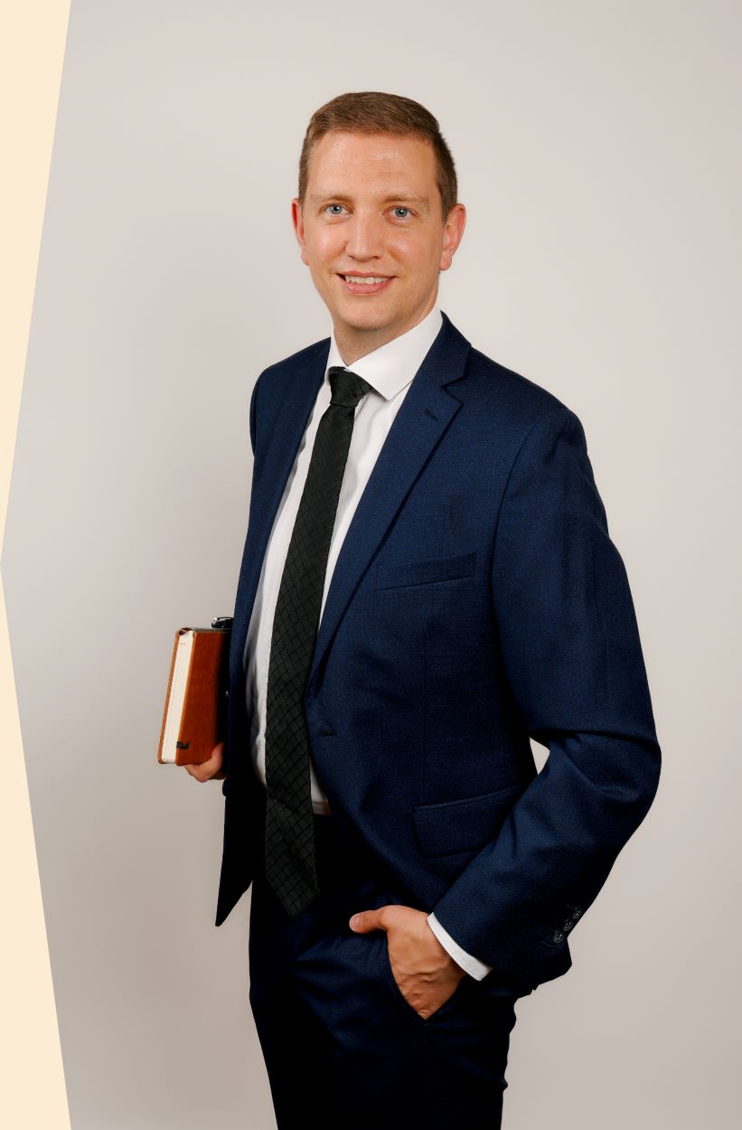 Ein Portrait von Alexander Werle. Wealth Manager bei Homemade Finance.